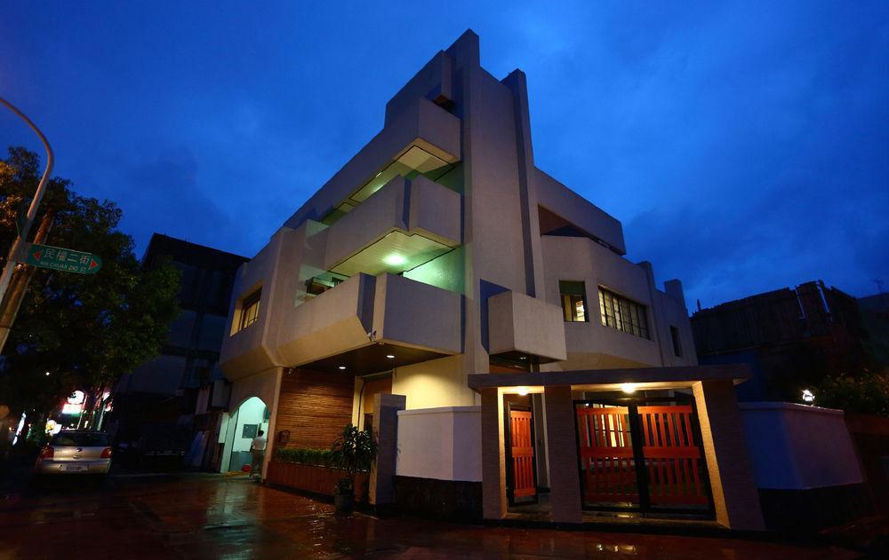 New York B&B Hualien City Exterior photo